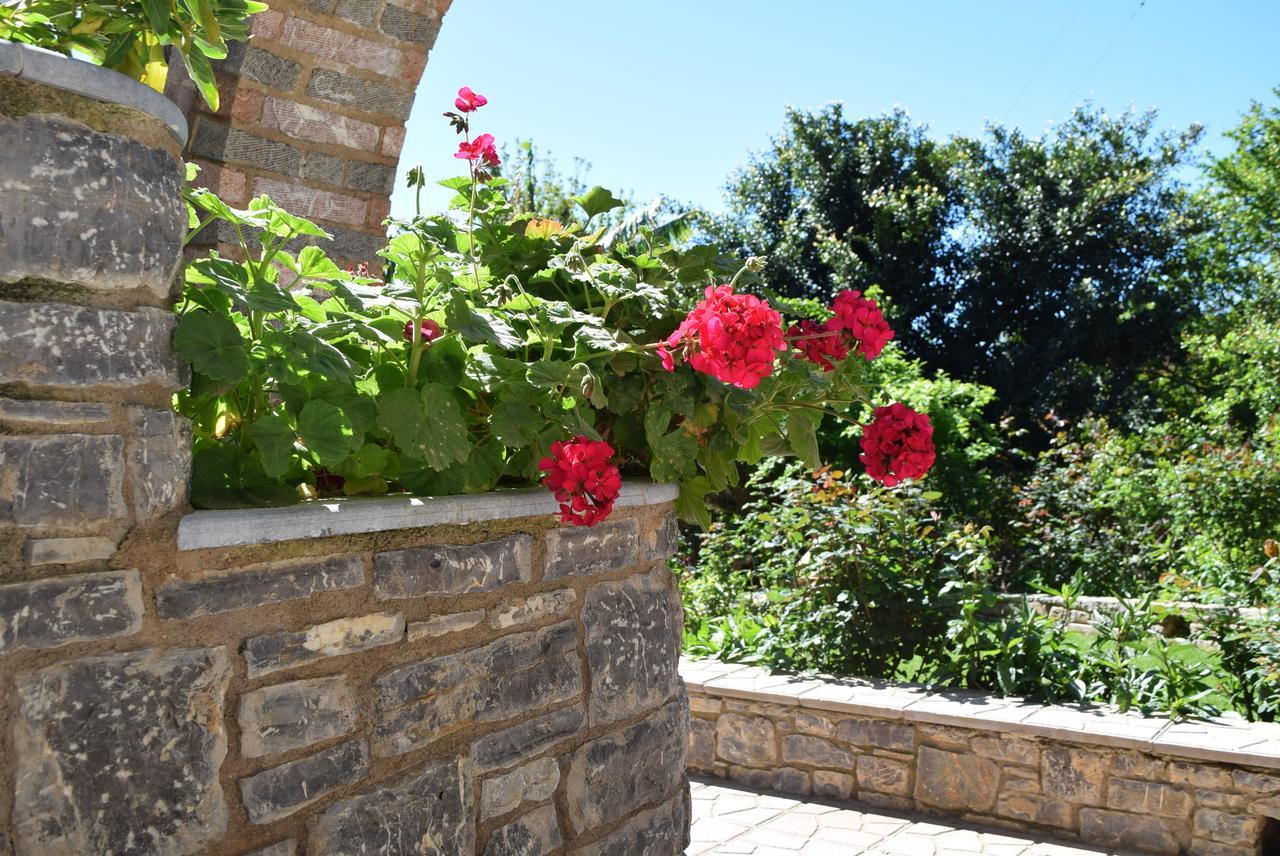 Cozy Residences In The Center Of Volissos Village - Lydia Lithos- Exterior photo